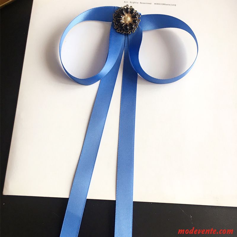 Nœud Papillon Femme Recevoir Des Fleurs Britanique Arc Cravate Chemise Vent De L'université Bleu