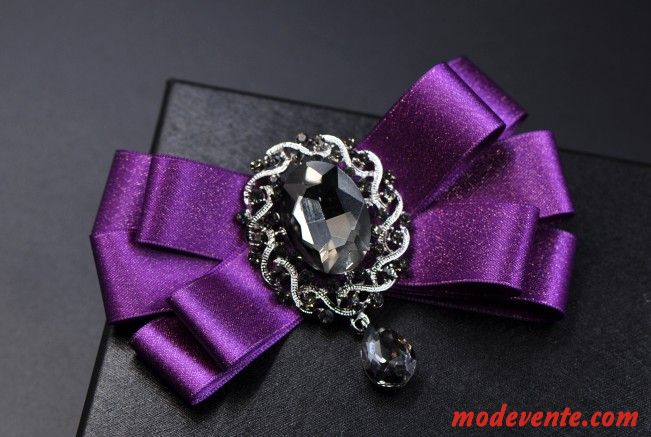 Nœud Papillon Homme Recevoir Des Fleurs Le Marié Marier Femme Robe Pierres De Strass Violet